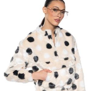 AKIRA DOTTY FAUX FUR OVERSIZED PULLOVER Size MM
